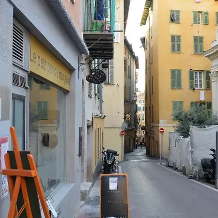 Great Flat In The Old Town Up To 4 * Nice